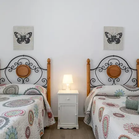 Chani - Solo Familias * Conil De La Frontera