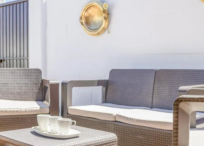 Chani - Solo Familias 콘일데라프론테라