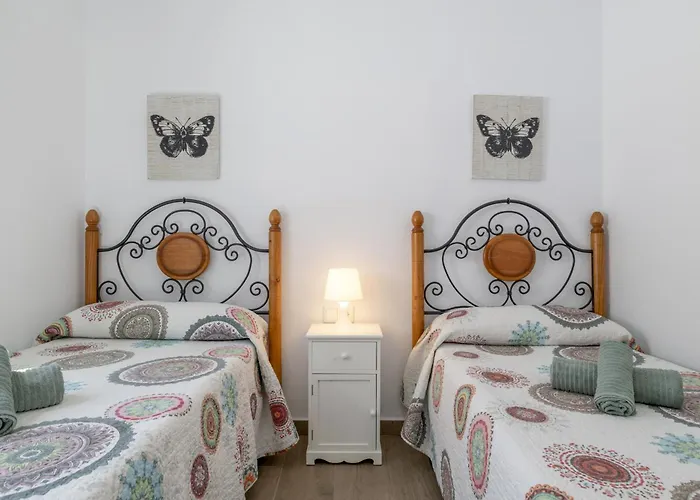 Chani - Solo Familias * 콘일데라프론테라