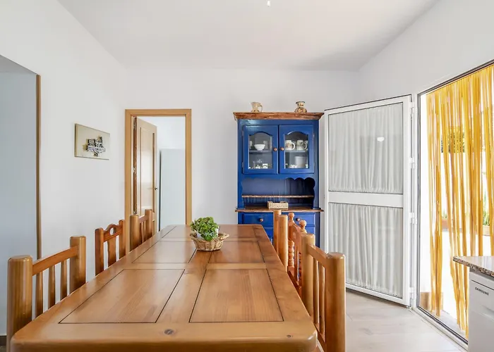 Chani - Solo Familias Landhuis *