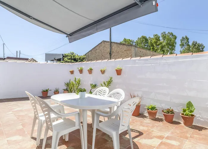 Chani - Solo Familias Conil de la Frontera